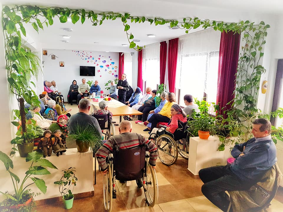 prieteni in vizita la batrani